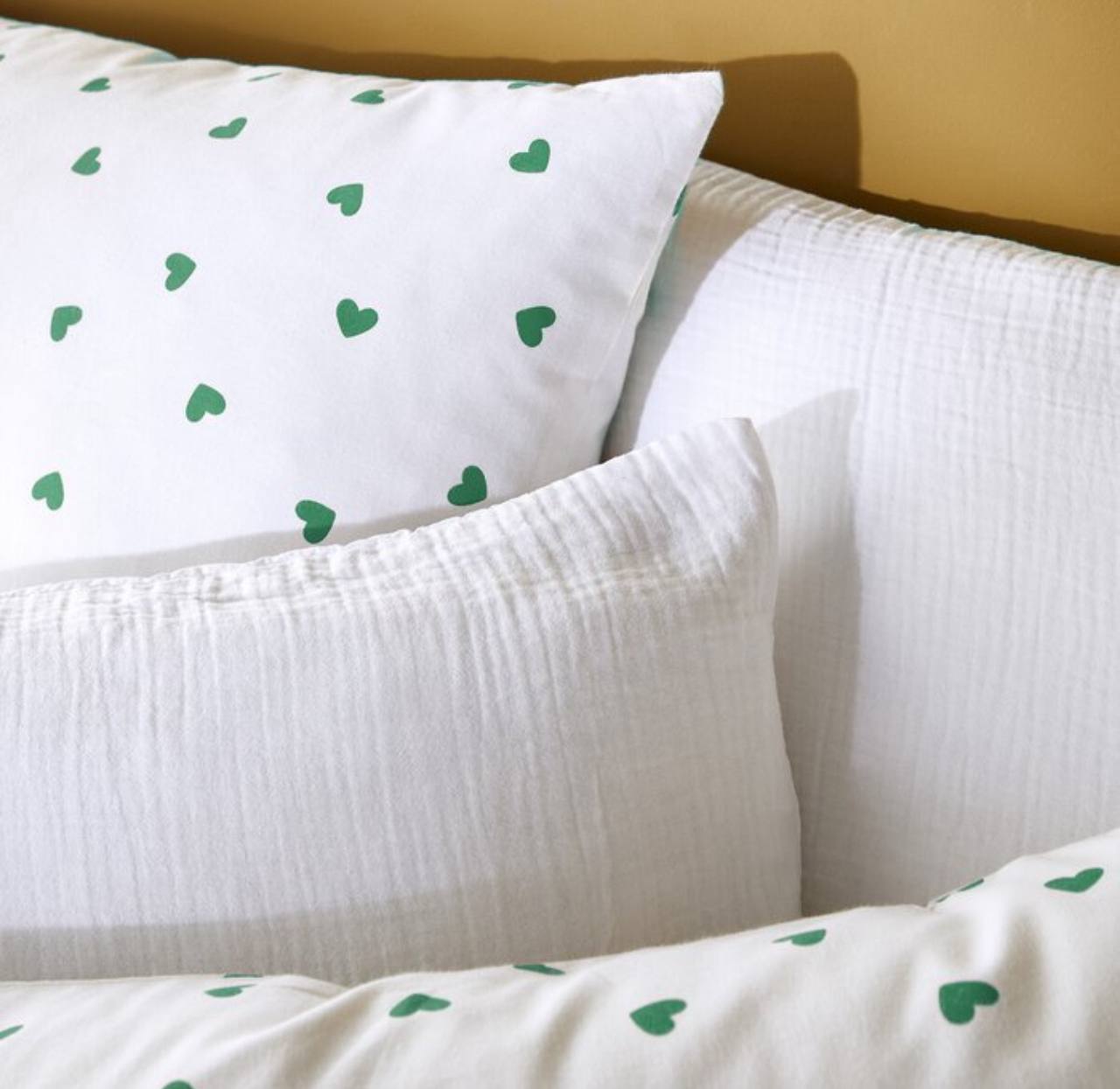 Evergreen Hearts Bedding Set